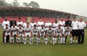A equipe que foi bem no Paulista sub-15 (Foto: Divulgação/saopaulofc.com.br)
