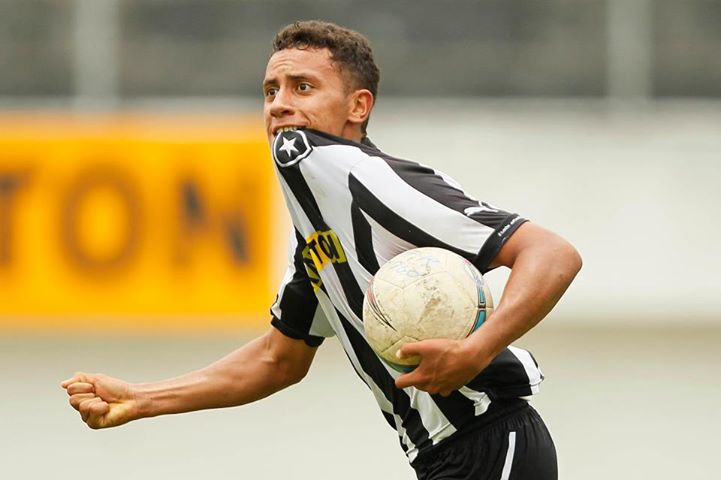 Botafogo - Renan Gorne - 20 anos - Atacante